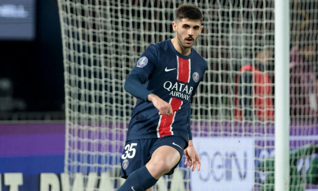 マンチェスター・ユナイテッド、PSGの21歳CBルーカス・ベラウド獲得へ本格始動か