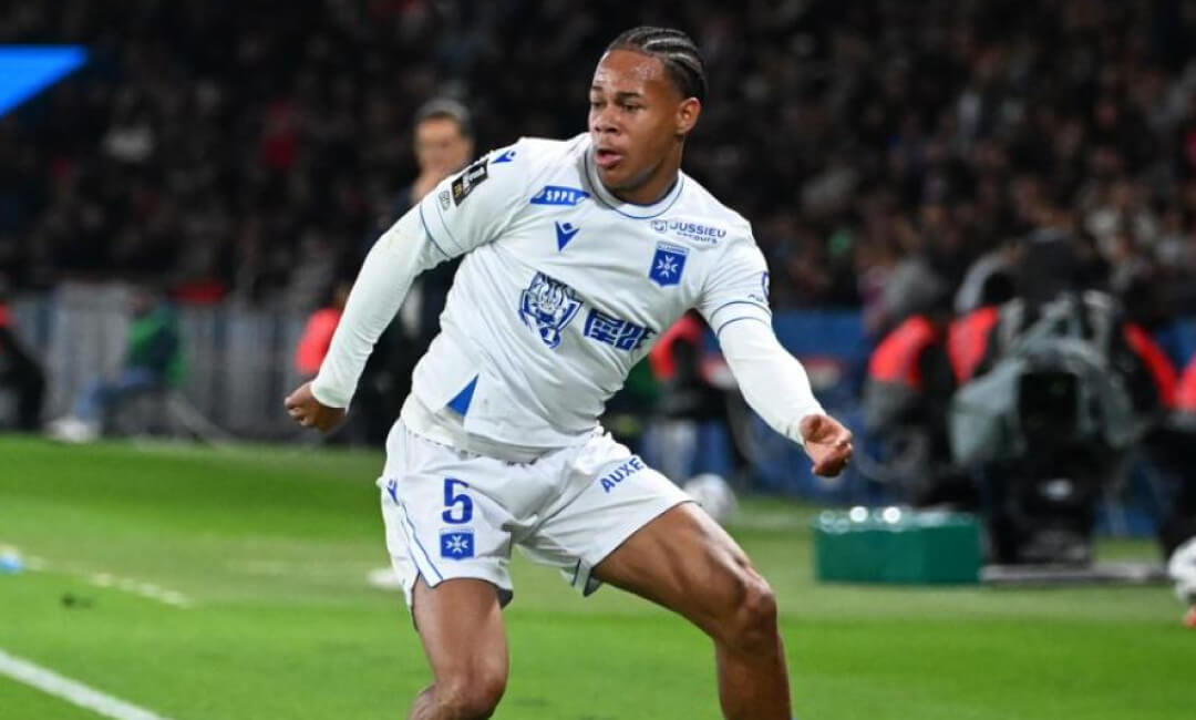 ケヴィン・ダノワに11億円超の熱視線：ボーンマスが狙う“中盤の起爆剤”