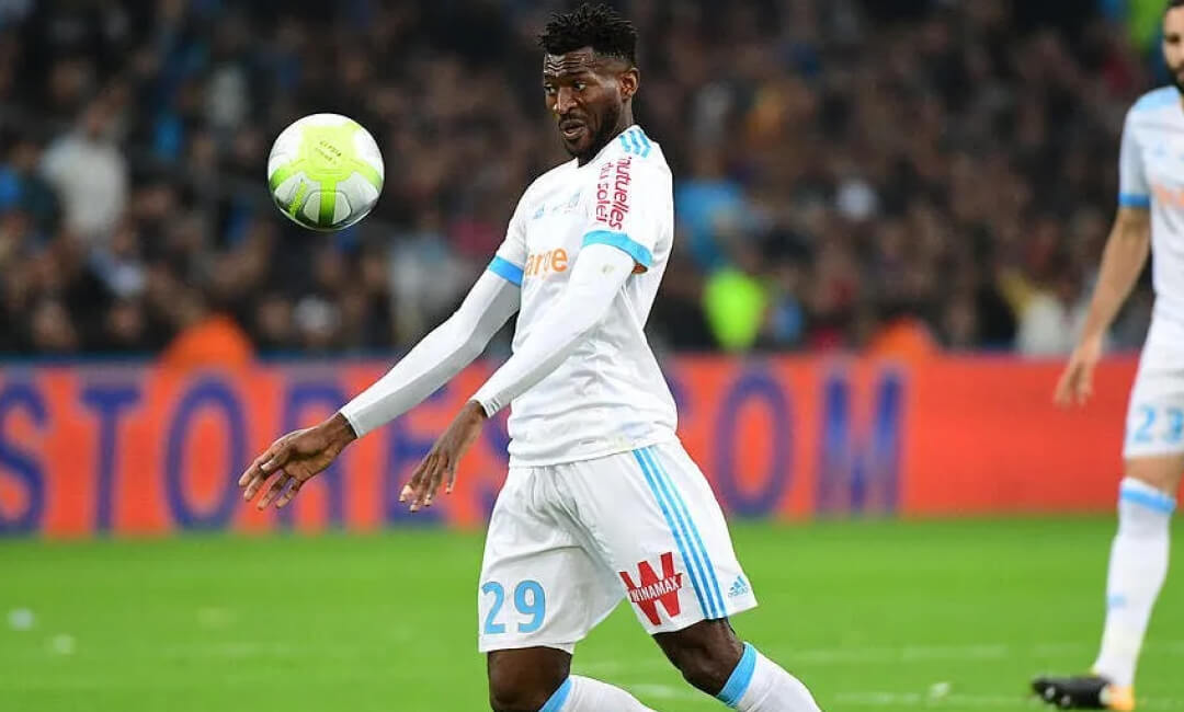 サンダーランドの野心とナポリの決断、ザンボ・アンギサを巡る攻防戦