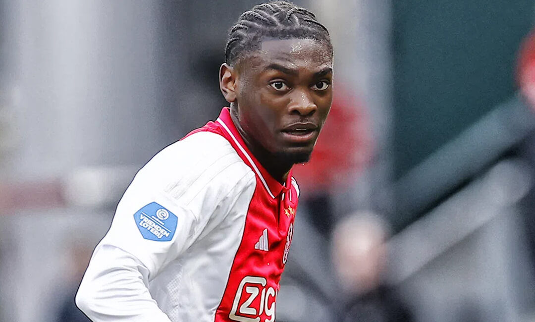 アヤックスの新星ジョルシー・モキオ、ユナイテッドとニューカッスルが激しい争奪戦