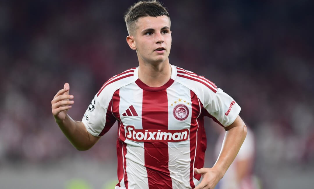 マンチェスター・ユナイテッドとアーセナルが狙うオリンピアコスの新星、クリストス・ムザキティス